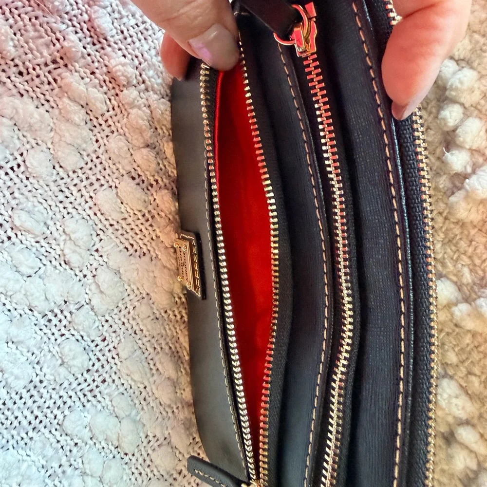Dooney & Bourke Black Triple-Zip Wristlet 5x8 NWOT - Picture 10 of 11